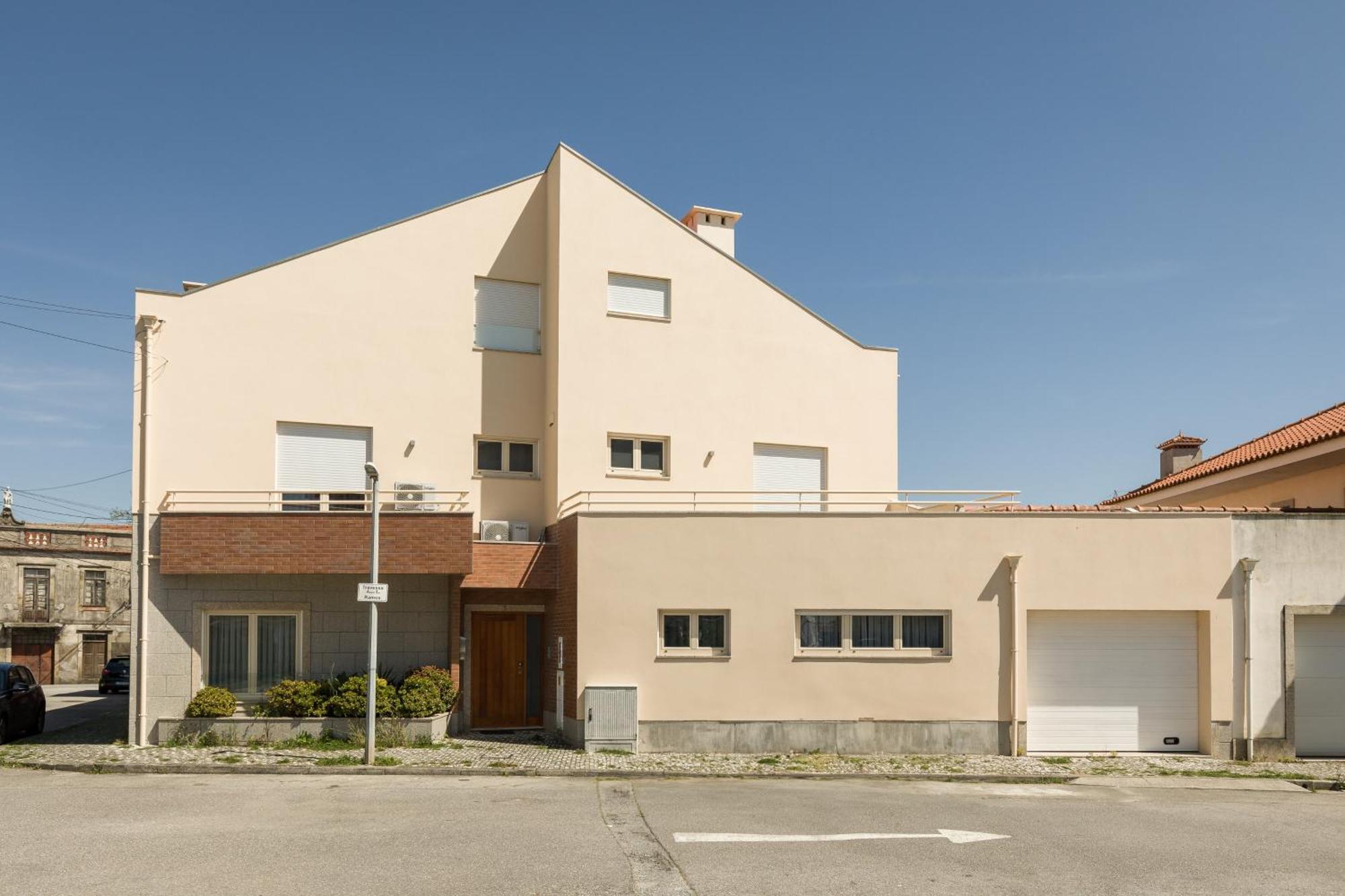Viravento - Family House Villa Espinho  Kültér fotó